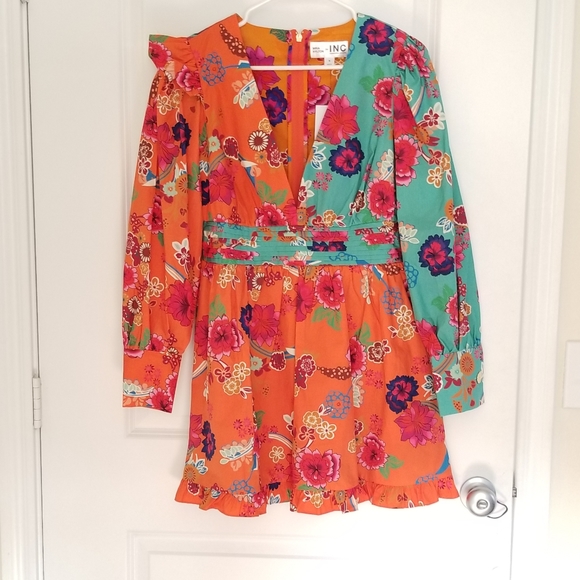 Misa Hylton Ruffled V-Neck Dress - Picture 2 of 5